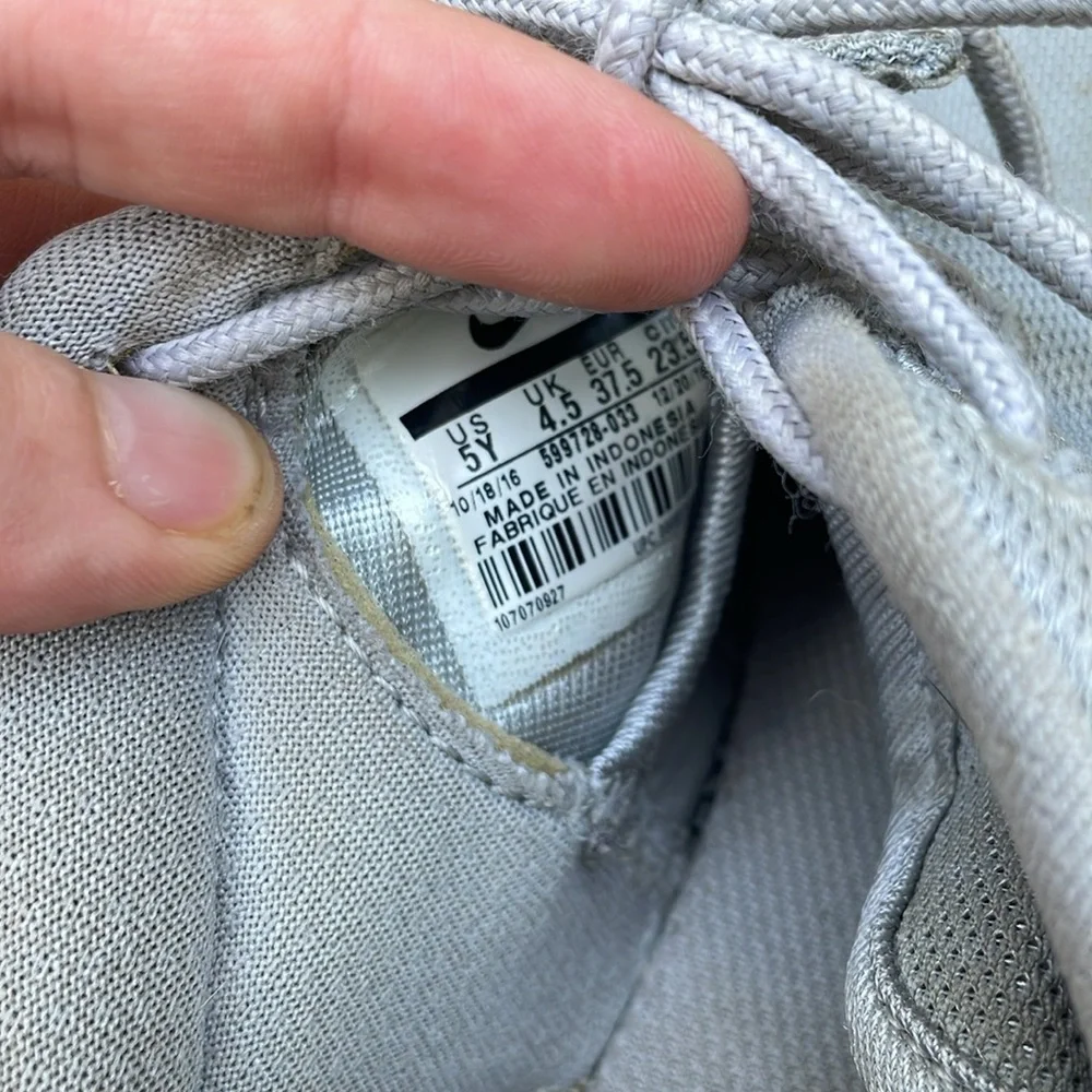 Nike Gray Roshe Run Sneakers